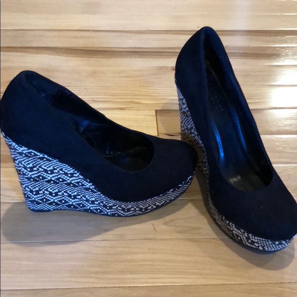 Forever 21 pumps
